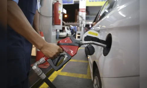 Petrobras reduz gasolina em R$ 0,07 e diesel em R$ 0,08