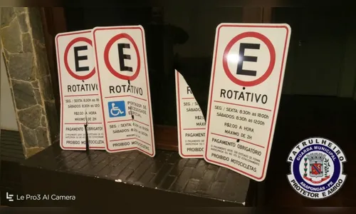 Jovem é preso por quebrar placas do rotativo em Arapongas