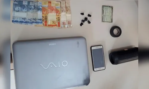   PM cumpre mandados e prende três envolvidos com tráfico