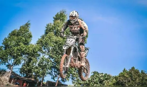 Piloto de Apucarana confirma presença em todas as etapas do Paranaense