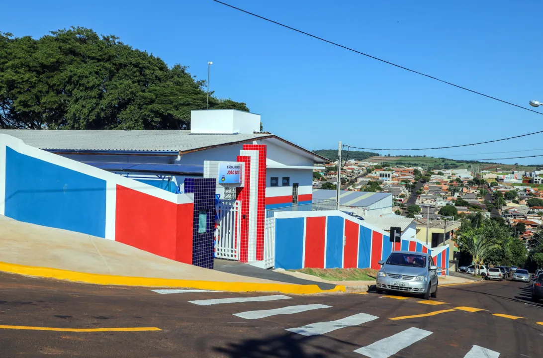 Prefeitura entrega as obras da Escola João Batista