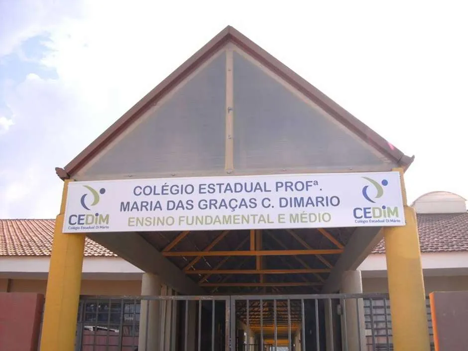 Colégio Estadual Professora Maria das Graças Cavalcante di Mario, localizado em Imbaú, no Paraná.