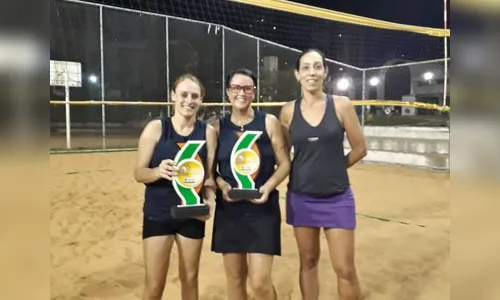 Apucaranenses ficam em segundo lugar no vôlei de praia em Maringá