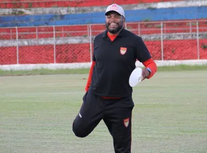 O técnico Índio Ferreira ainda não definiu o Apucarana Sports para o jogo neste domingo diante do PSTC - Foto: www.oesporte.com.br