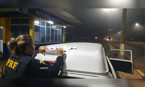 
							PRF apreende 1,5 tonelada de maconha em um fim de semana no Paraná
						
						