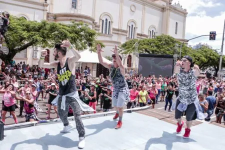 A Zumba vem ganhando muitos adeptos em Apucarana | Foto: Divulgação