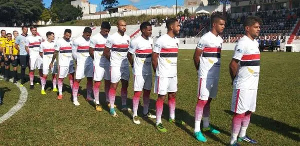 O Apucarana Sports lidera a Segunda Divisão com 6 pontos |  Foto: Apucarana Sports/Divulgação