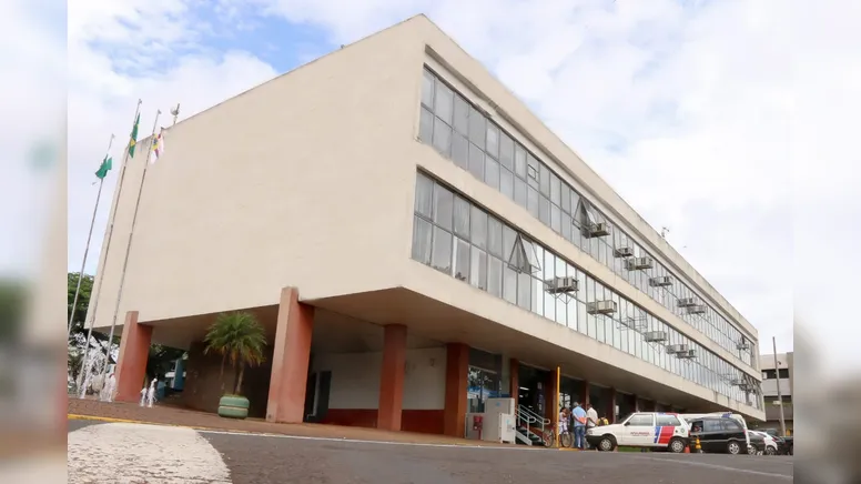 Imagem ilustrativa da notícia Prédio da prefeitura precisa de uma reforma