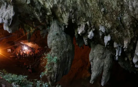 O mergulhador, Josh Bratchley, que estava no grupo que ajudou a salvar 12 meninos e seu treinador presos em uma caverna na Tailândia, em 2018. Foto: Washington Post