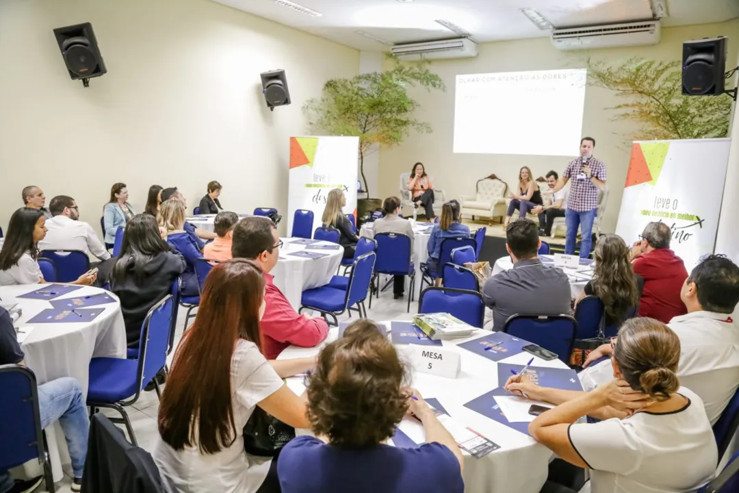 Workshop com palestra, talk-show e networking foi realizado na sede do Sebrae/PR, em Apucarana