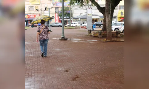 Tempo segue instável com chuva a qualquer hora do dia neste domingo