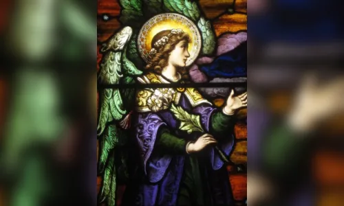 
							Nascidos em 29 de abril - Anjo Hahahel
						
						