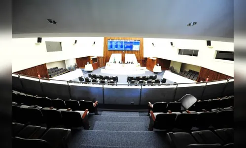 Deputados querem congelar salário do Governador do Paraná até 2022