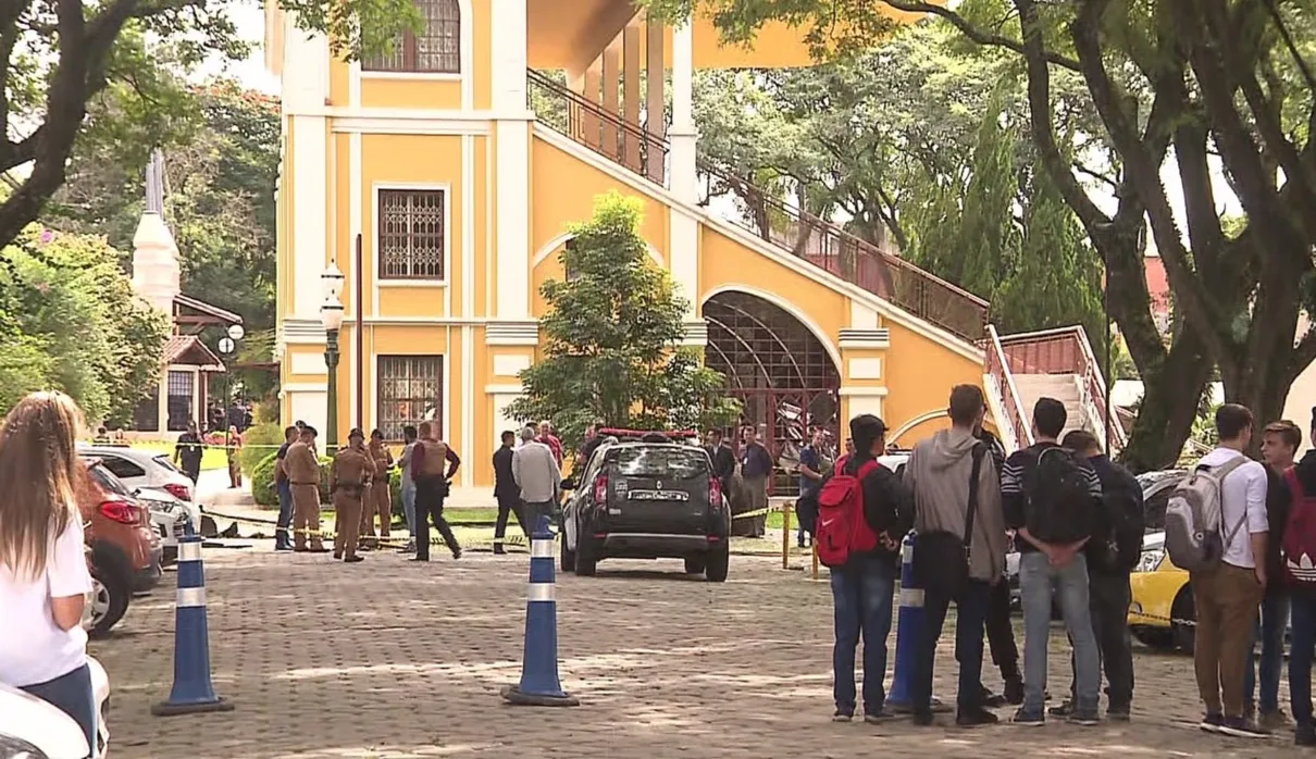 Homem morre após confronto com a PM no campus da PUC-PR