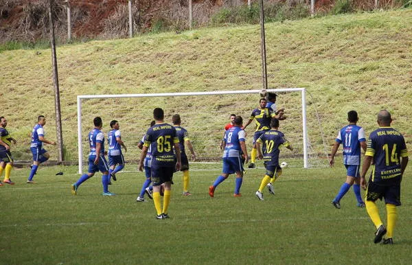 O Torneio 1º de Maio de Futebol em Apucarana vai terminar nesta quarta-feira- Foto: www.oesporte.com.br
