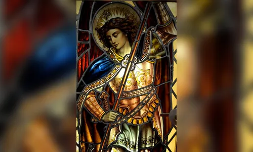 Nascidos em 30 de abril - Anjo Mikael