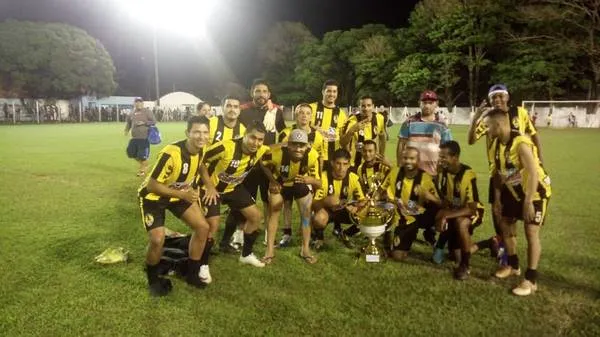 O Taquarinha foi tricampeão do Torneio do Trabalhador em Califórnia - Foto: Divulgação