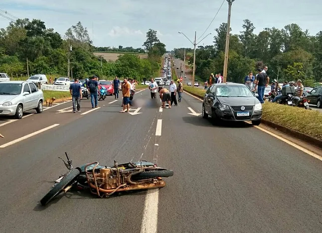 Acidente aconteceu próximo à Ceasa. Foto: PRF/Divulgação