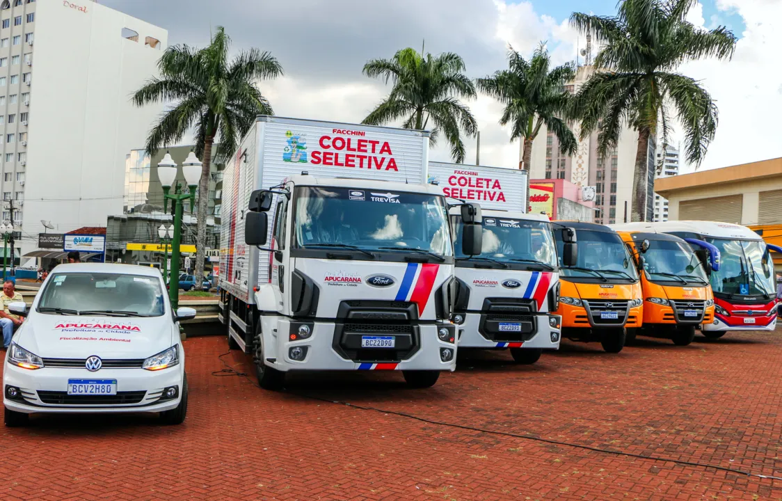 Veículos reforçam transporte escolar e coleta seletiva em Apucarana