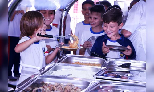 O BRASIL PRECISA OLHAR A EDUCAÇÃO DE APUCARANA