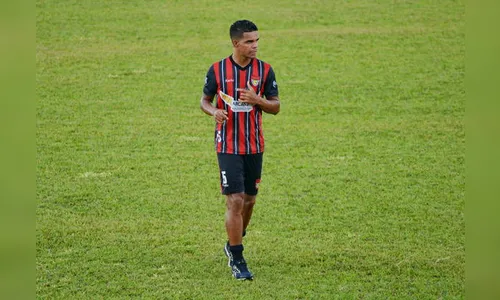 Apucarana Sports bate o Iraty e mira a segunda fase da Segundona