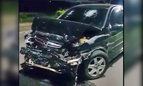 Acidente entre três veículos deixa pelo menos cinco feridos na BR-369