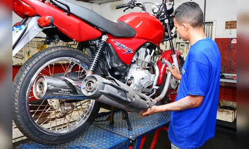 Irregular, moto com escapamento adulterado pode ser apreendida