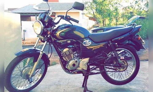 Moto é furtada em Apucarana 