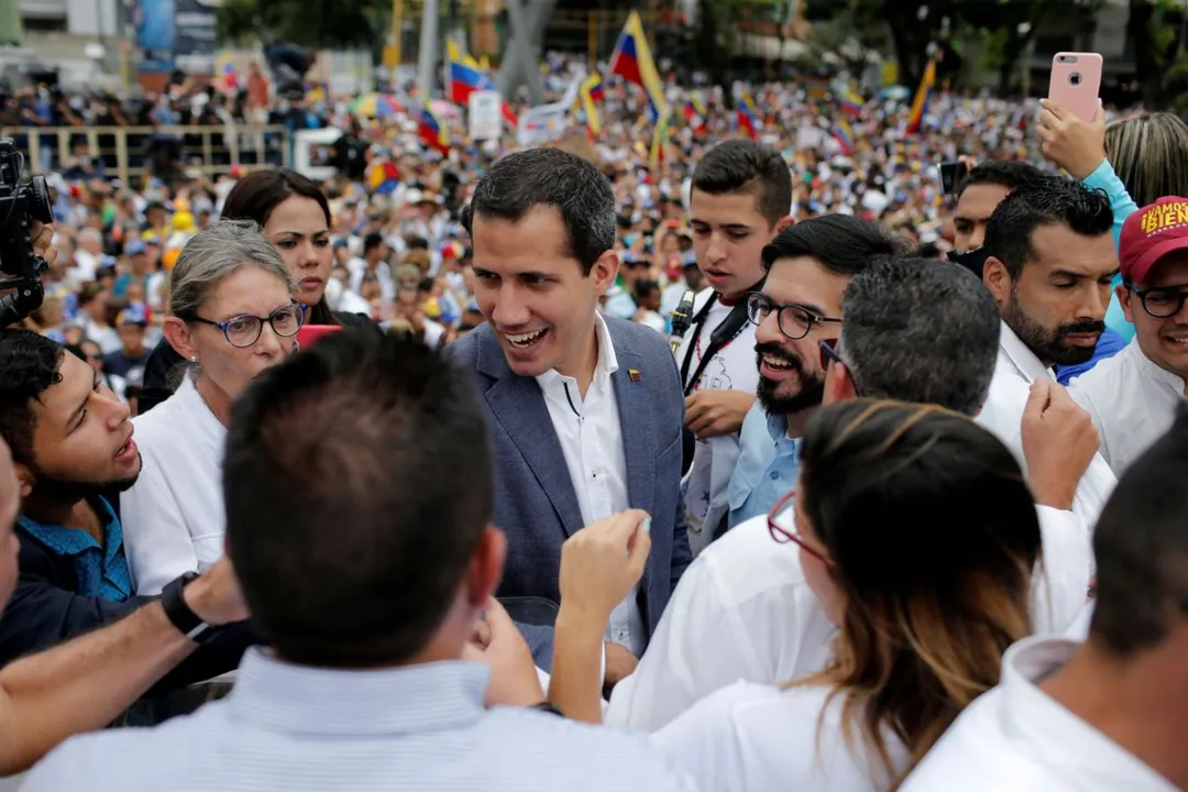 Juan Guaidó busca ajuda do Pentágono para resolver crise na Venezuela