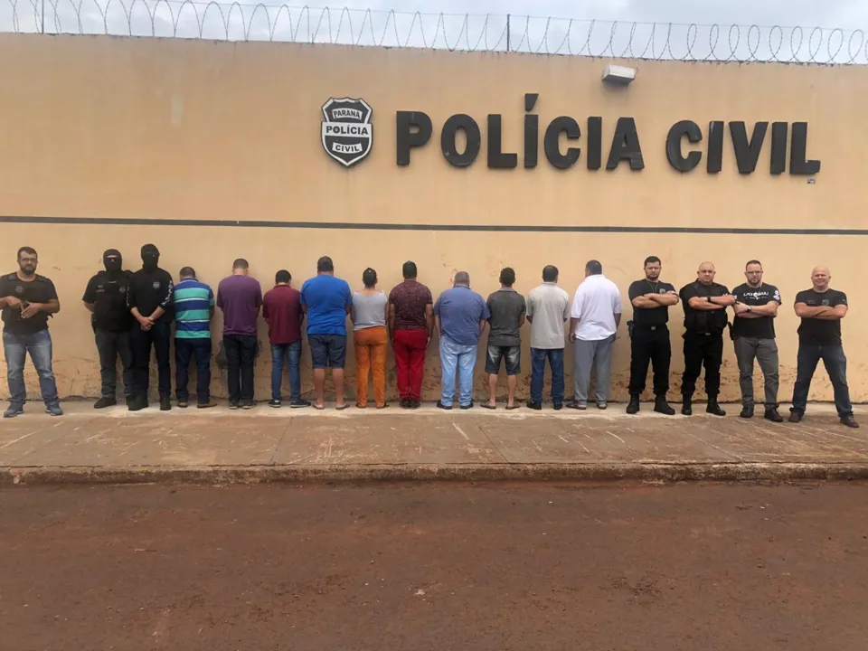 Dez pessoas foram presas durante operação contra jogo do bicho. Foto: Polícia Civil/Reprodução