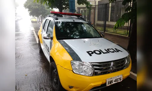 Homem sobe em muro para pegar wifi do vizinho, é ameaçado e chama a polícia