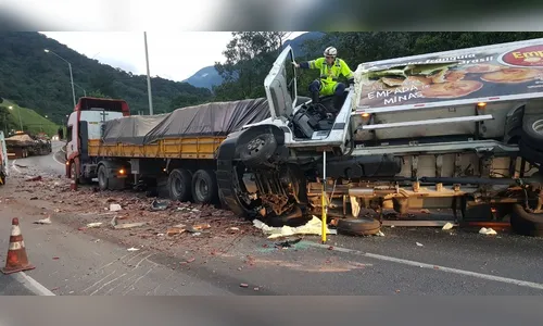 Grave acidente é registrado na BR-376, um adolescente morreu