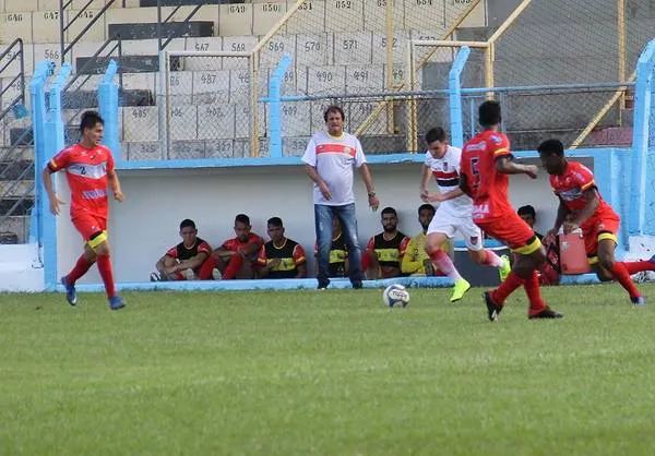 Na primeira fase da Segundona, o Rolândia Esporte Clube venceu o Apucarana Sports por 1 a 0 em Cornélio Procópio - Foto: Apucarana Sports/Divulgação