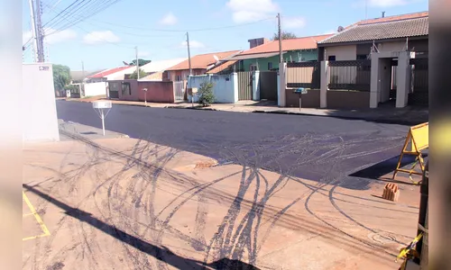 Vandalismo em pavimentação na Rua Águias revolta moradores