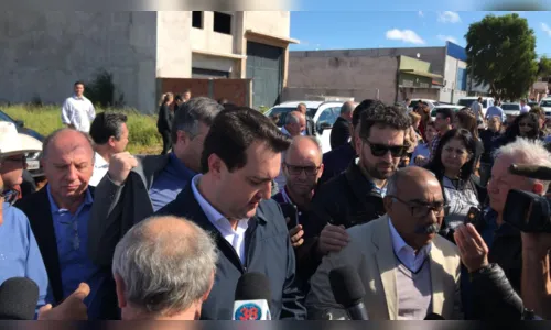 
							Governador libera recursos para Avenida Cristiano Kussmaul em Apucarana
						
						