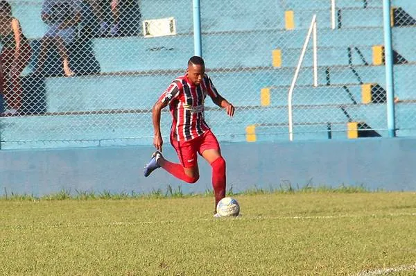O meia Renan tem escalação garantida no Apucarana Sports |  Foto: Apucarana Sports/Divulgação