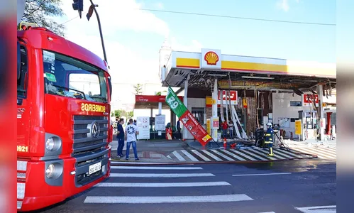 Explosão em posto de combustíveis causa pânico no centro