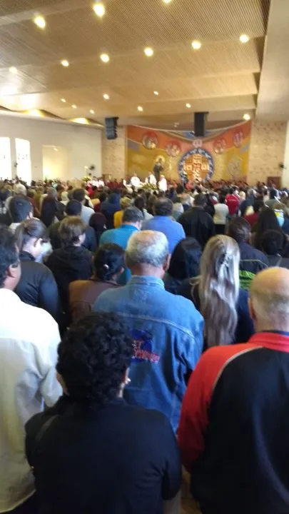 Milhares de fiéis acompanham celebrações dedicadas à Santa Rita de Cássia 