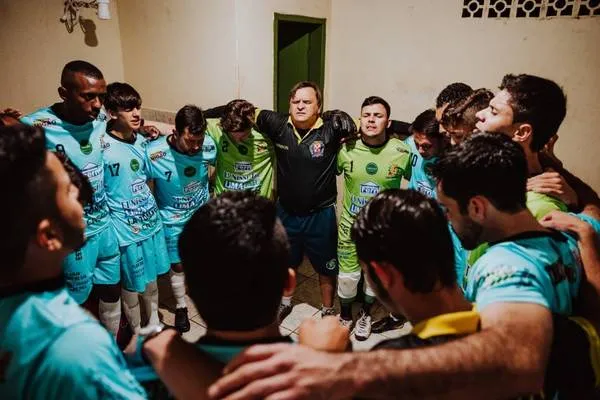 O time do Cruzmaltina está invicto no Campeonato Paranaense da Série Bronze - Foto:  Divulgação