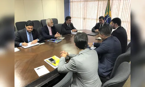 Prefeito pede apoio de Sérgio Moro para o Projeto Muralha