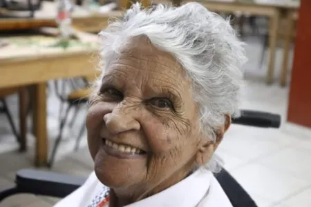 Morre aos 81 anos Dona Laurinha  pioneira de Apucarana 