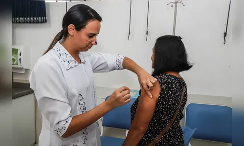 Apucarana vacina 78,5% da meta de 40.480 pessoas