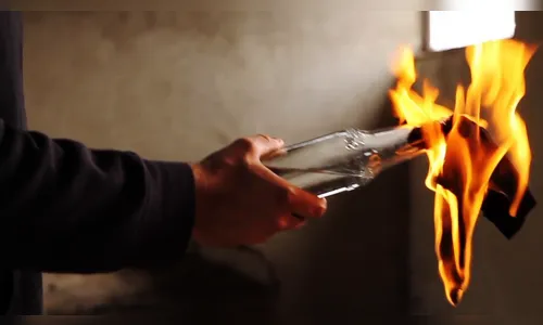 Coquetel Molotov é arremessado contra residência em Mauá da Serra