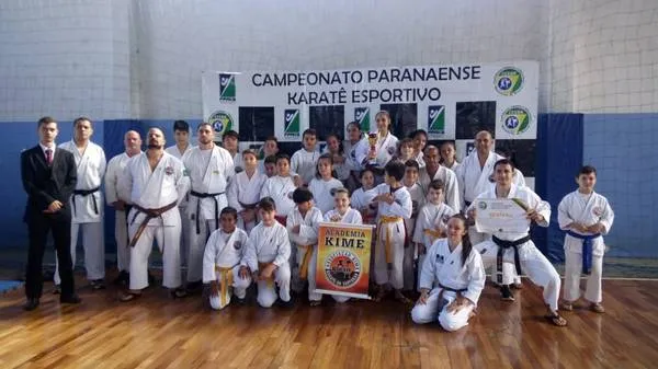 A Associação Kime, de Apucarana, somou 171 pontos na Copa Paraná de Karatê - Foto: Divulgação
