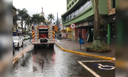 
							Alarme de incêndio do Cine Teatro Fênix dispara e mobiliza Corpo de Bombeiros
						
						