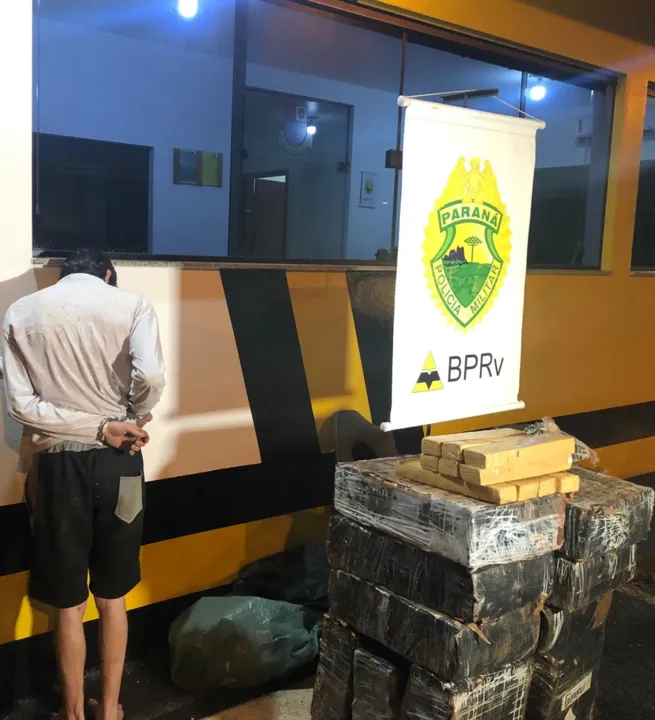 Polícia Rodoviária Estadual apreende 278 kg de maconha na PR-323