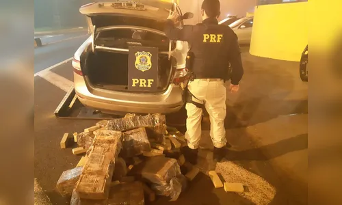 Após 10 km de fuga, PRF prende traficante com 339 quilos de maconha; veja o vídeo 