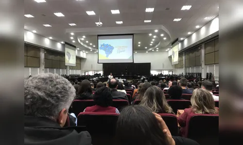 Servidores participam de capacitação sobre licitação no Tribunal de Contas