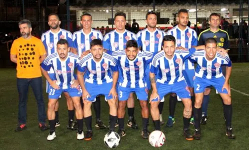 A equipe da Molas Fama está na final da Copa Arena 7 Society em Apucarana - Foto: www.oesporte.com.br