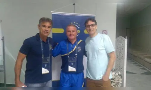 Técnico apucaranense faz curso  de futebol no interior paulista